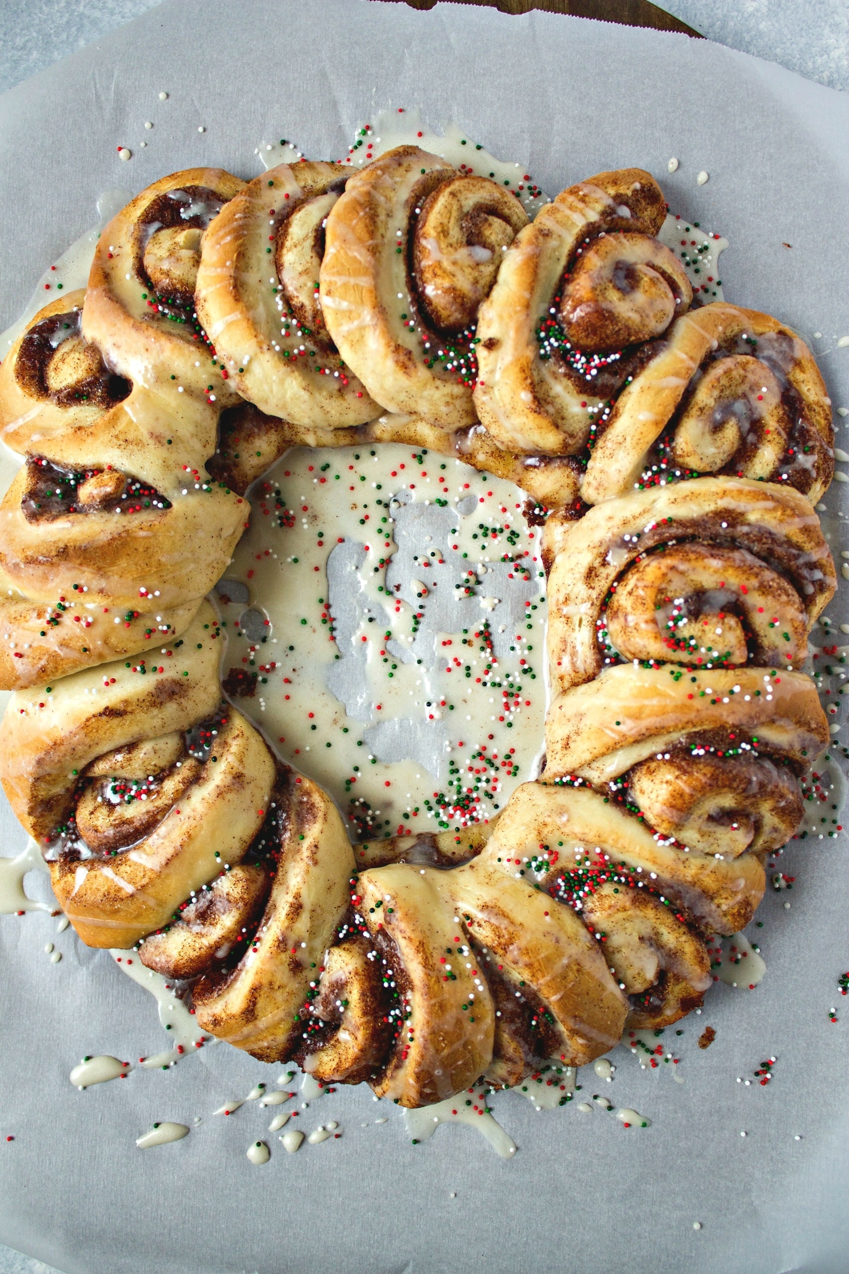 Cinnamon Roll Wreath